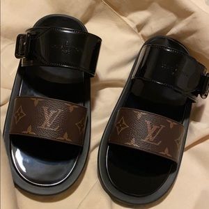 Louis Vuitton Rubber Sandals sz 39 9 Brand New